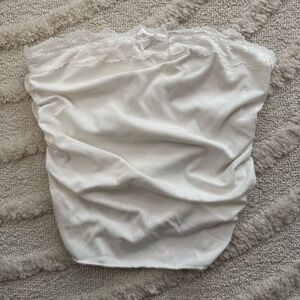 White lace ribbed tube top with bow